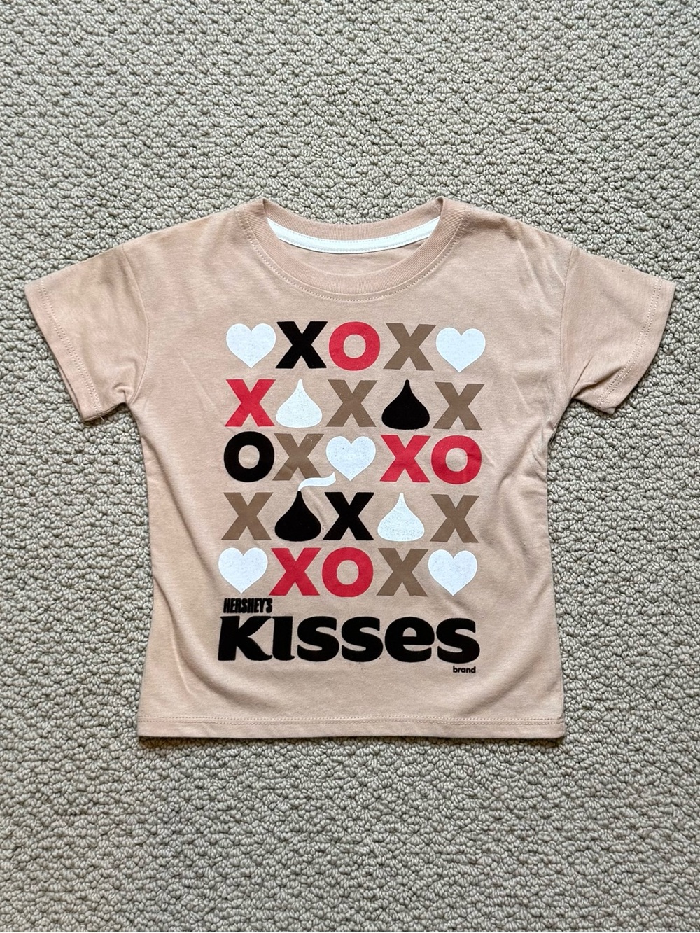 *NWT* Girls' Hershey Kisses Graphic Tee, Size 3T